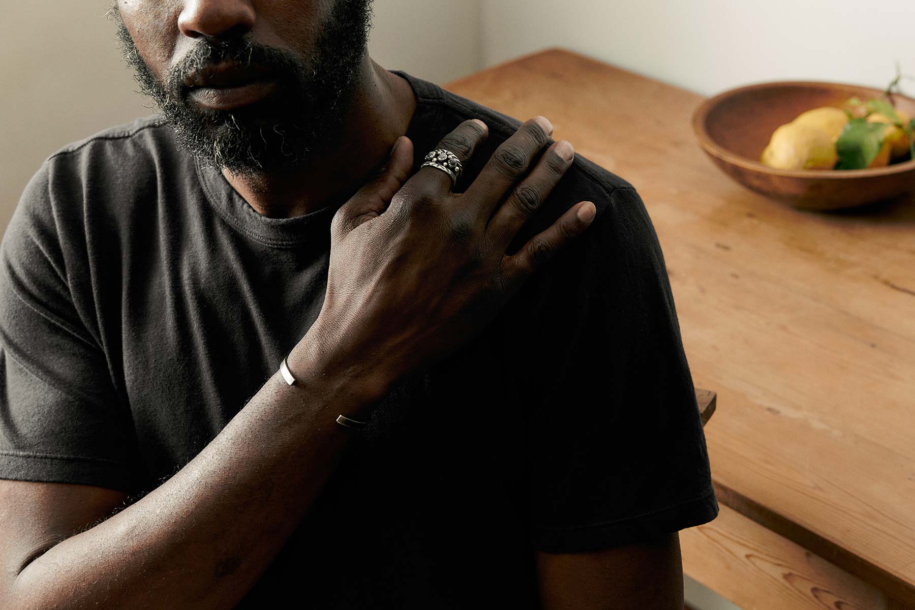 classic knit faded black crew - Image 11