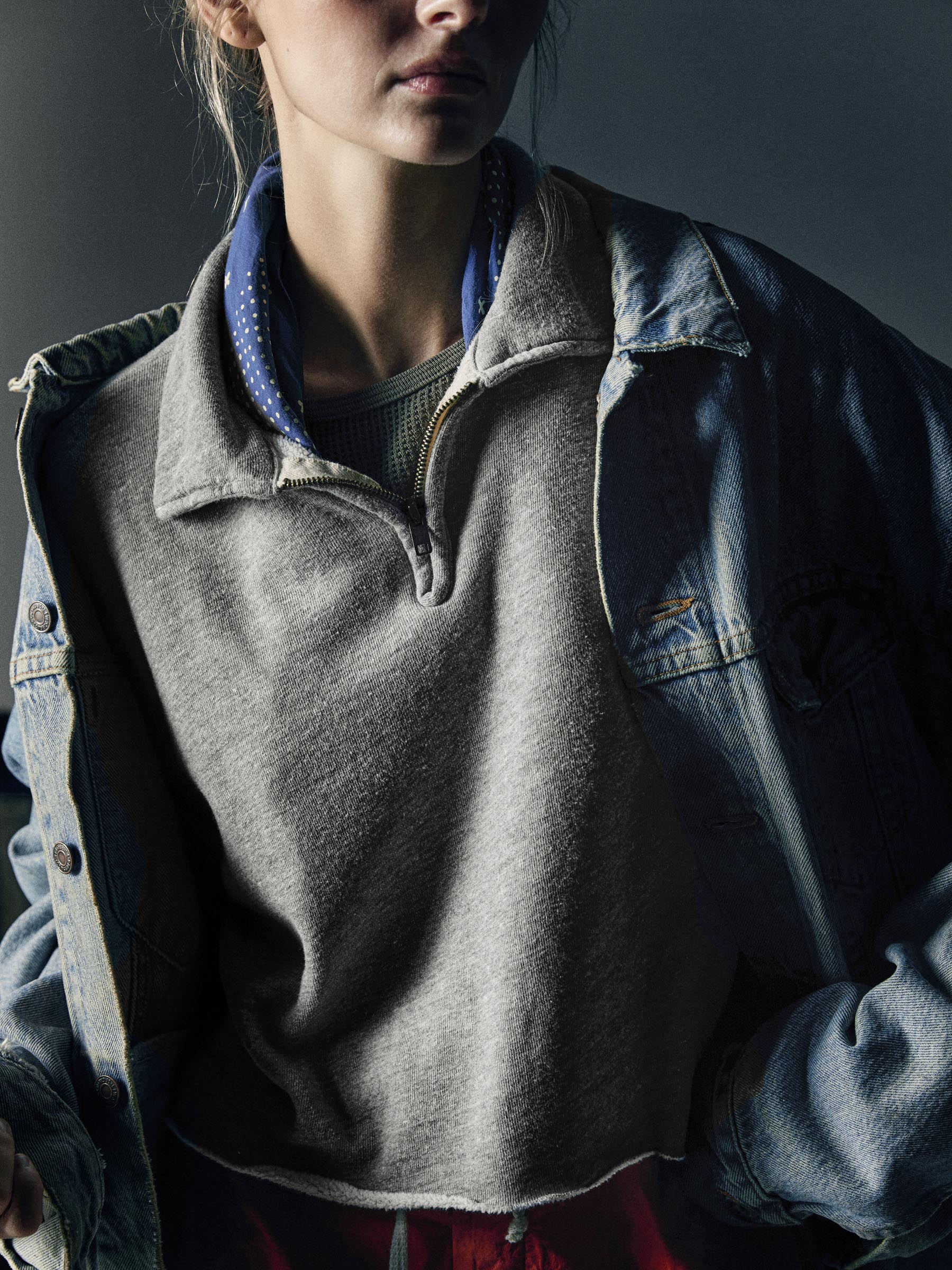 cut sleeve cropped quarter zip - Image 3