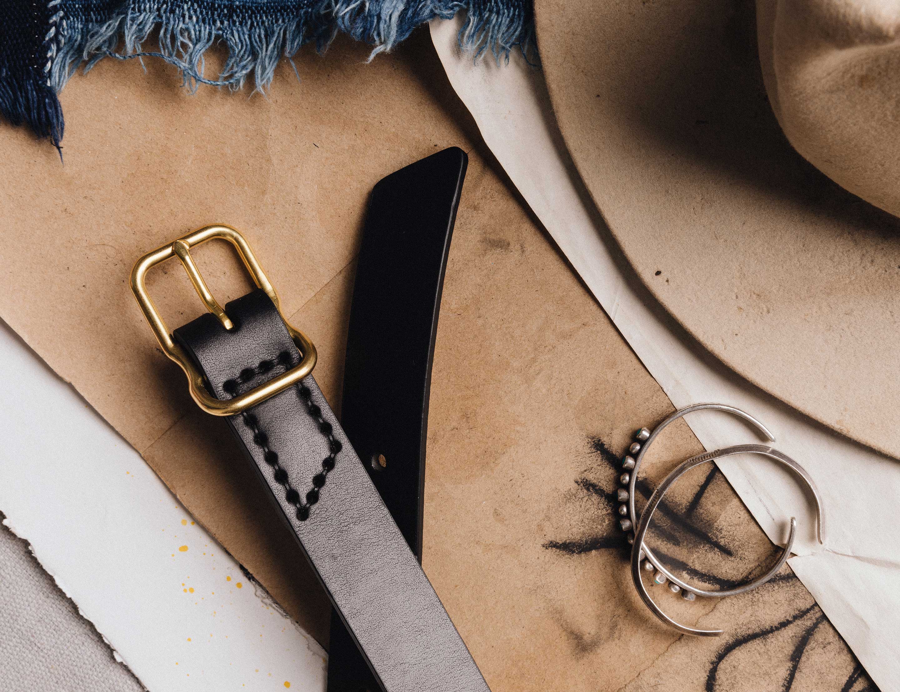 emil erwin narrow signature belt in black - Image 9