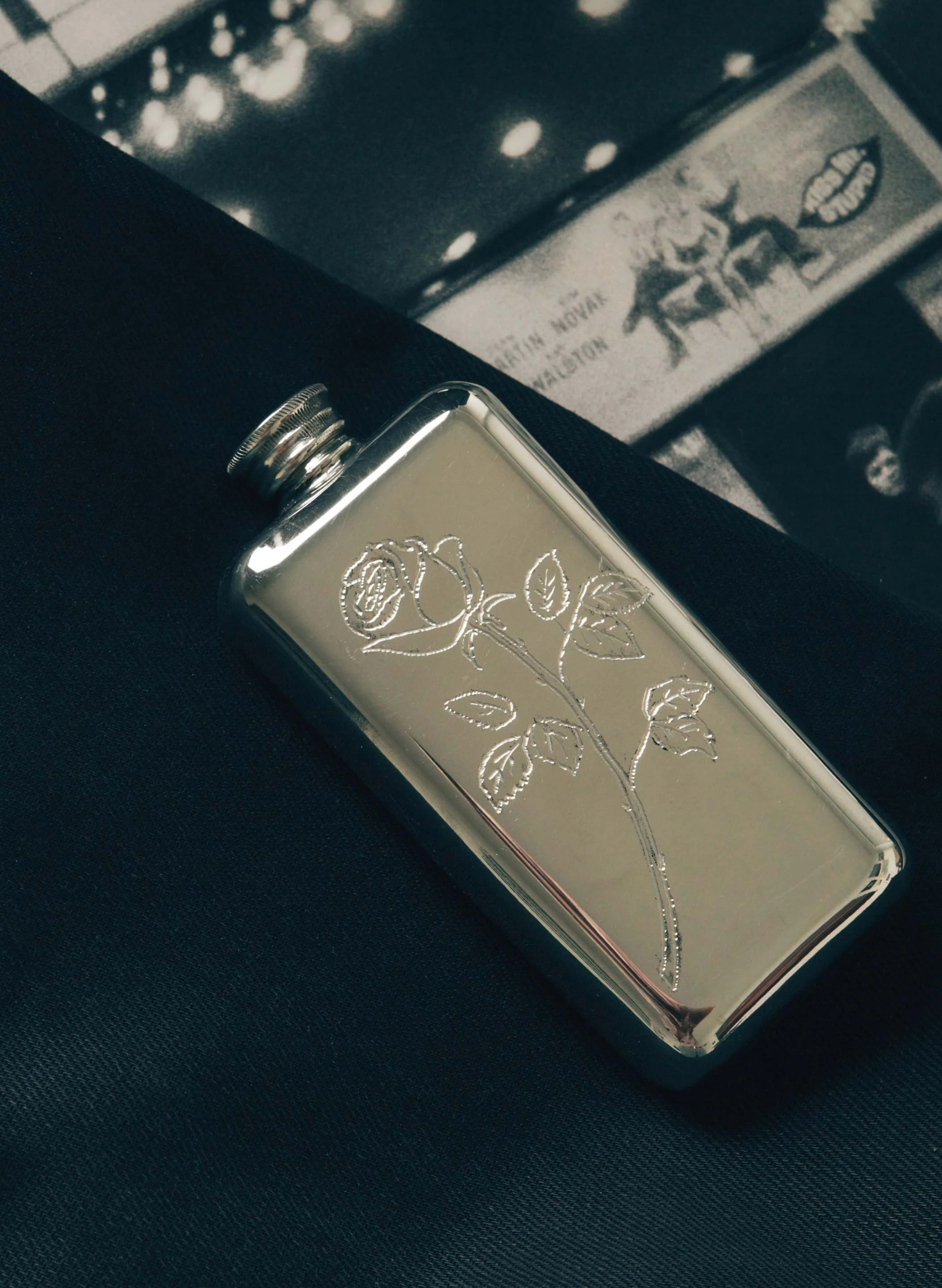 hand engraved "smell the roses" flask - Image 5