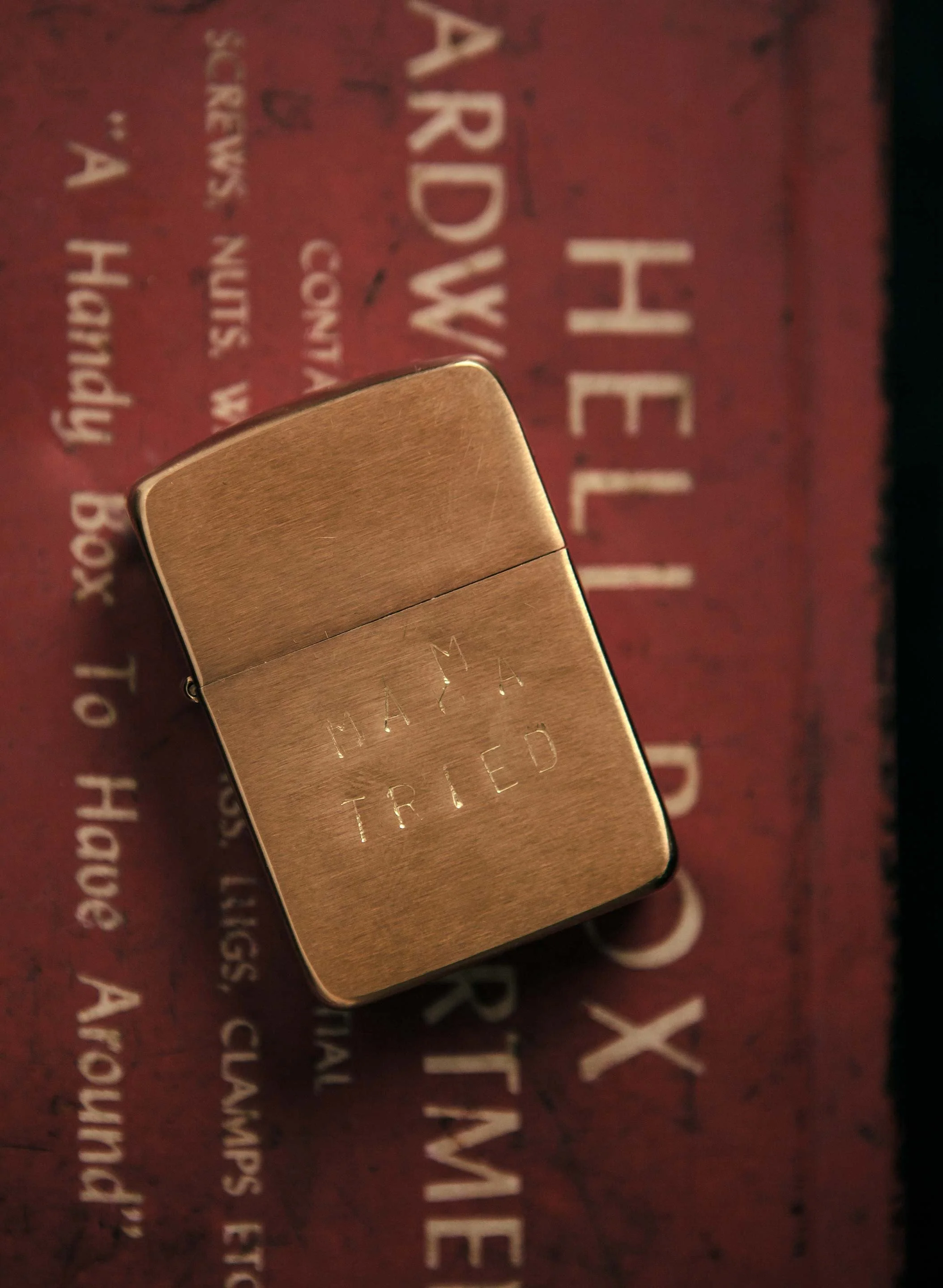 hand stamped "mama tried" zippo - Image 4