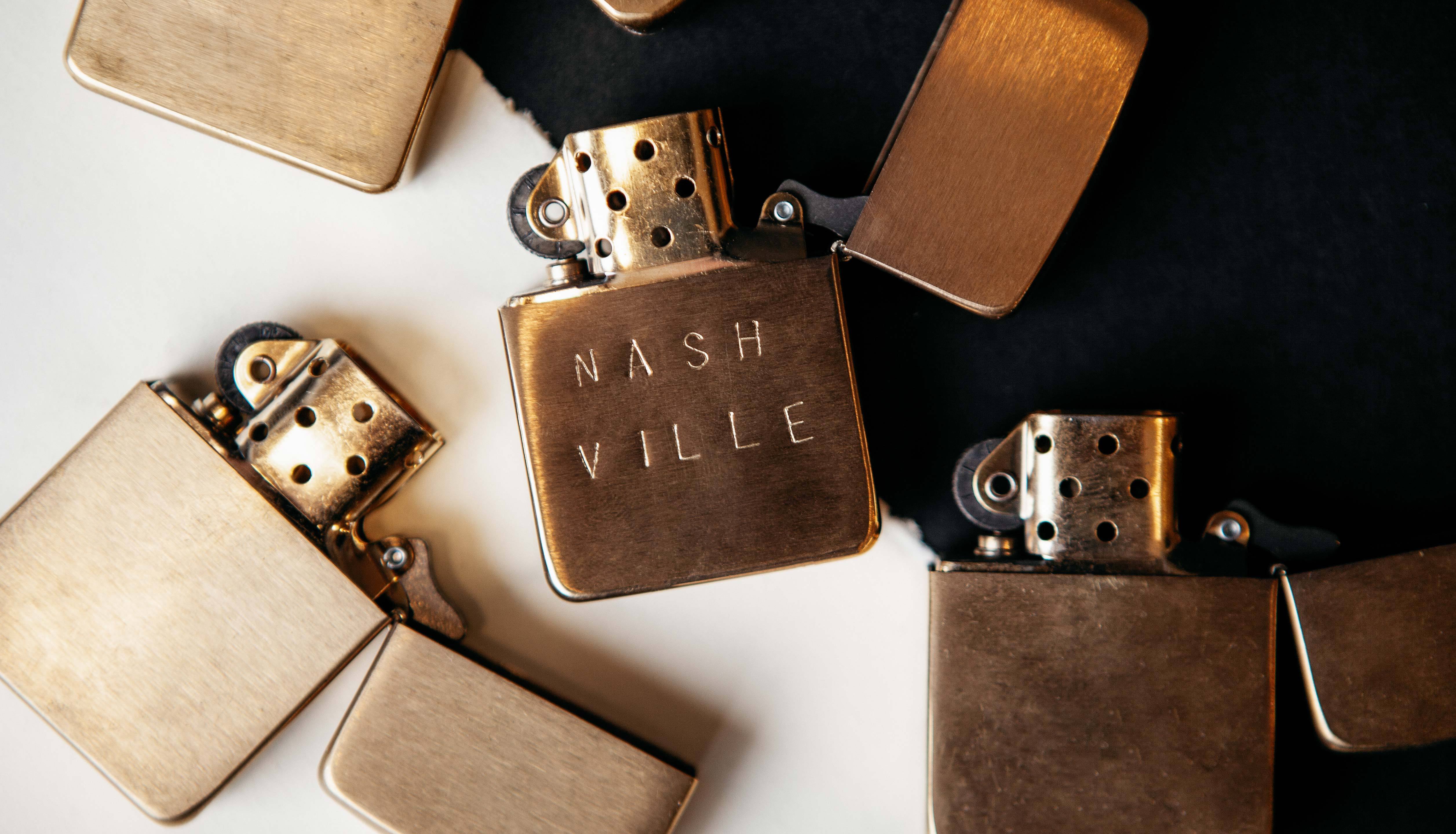 hand stamped "nashville" zippo - Image 3