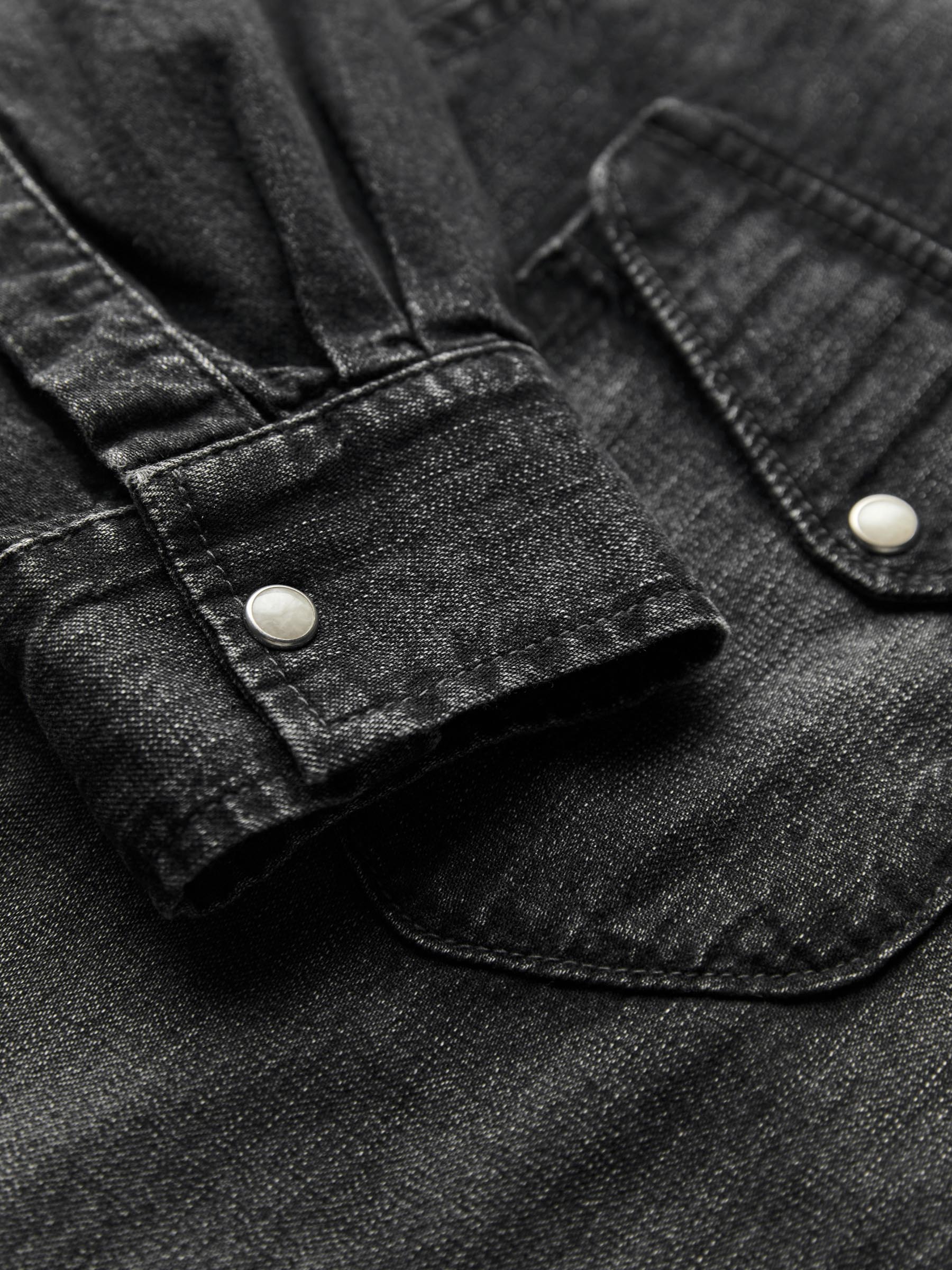 hayes washed black pearl snap - Image 4