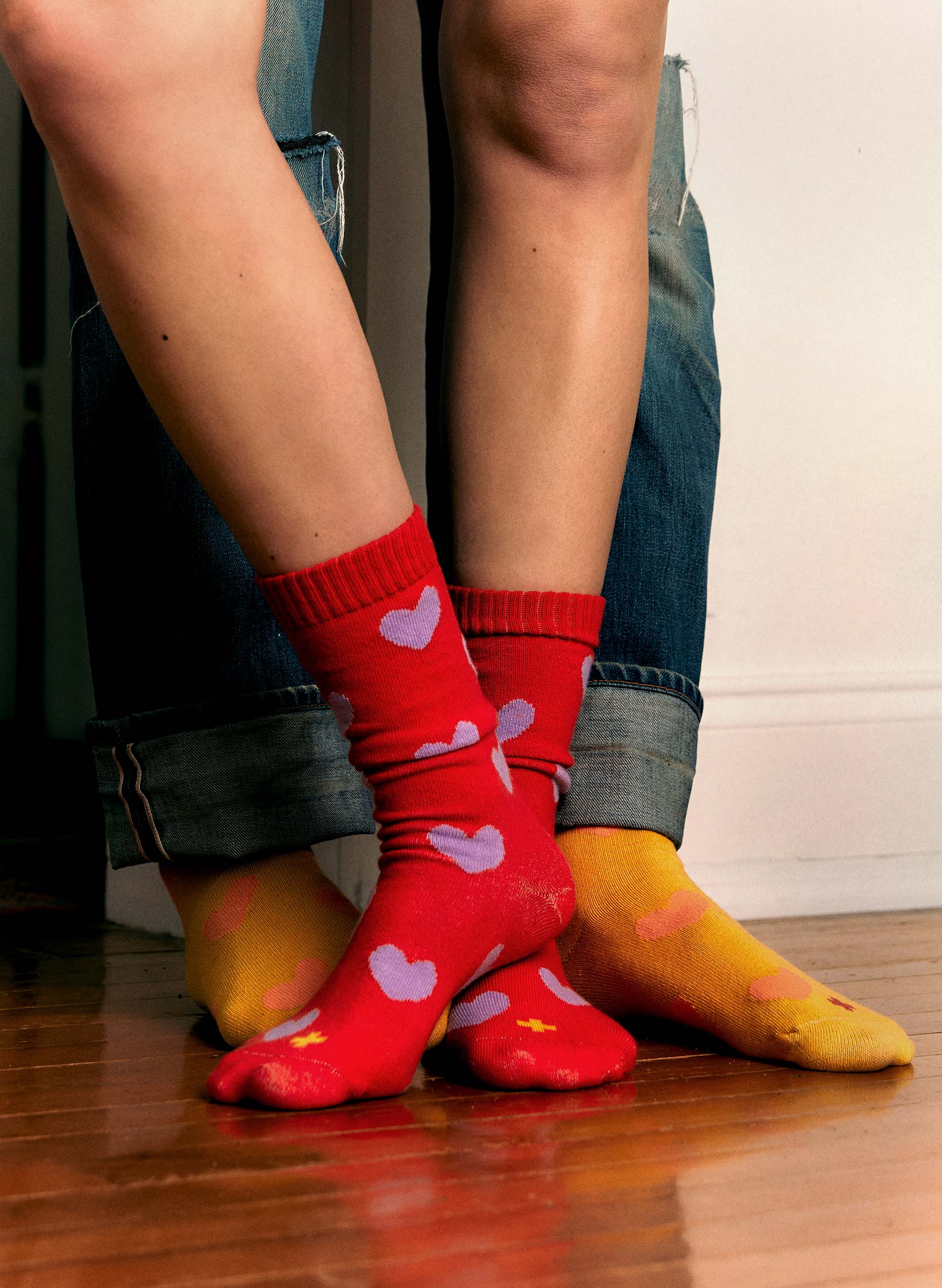 heart sock in poppy - Image 5