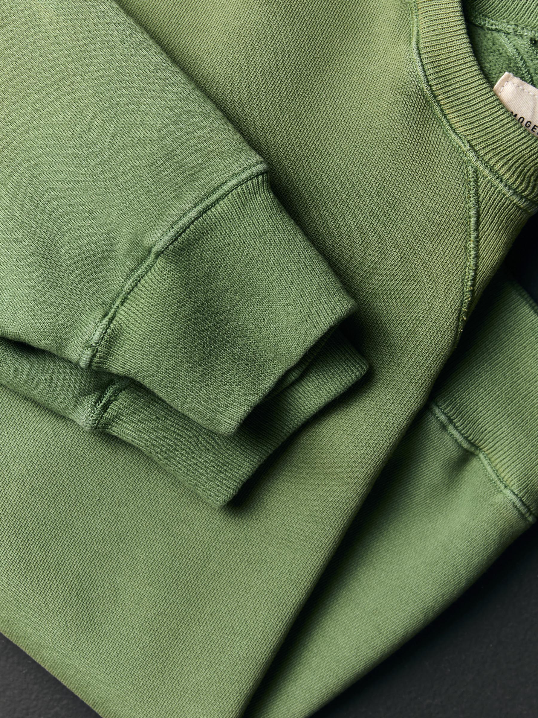 hilts sweatshirt sunfaded green - Image 4