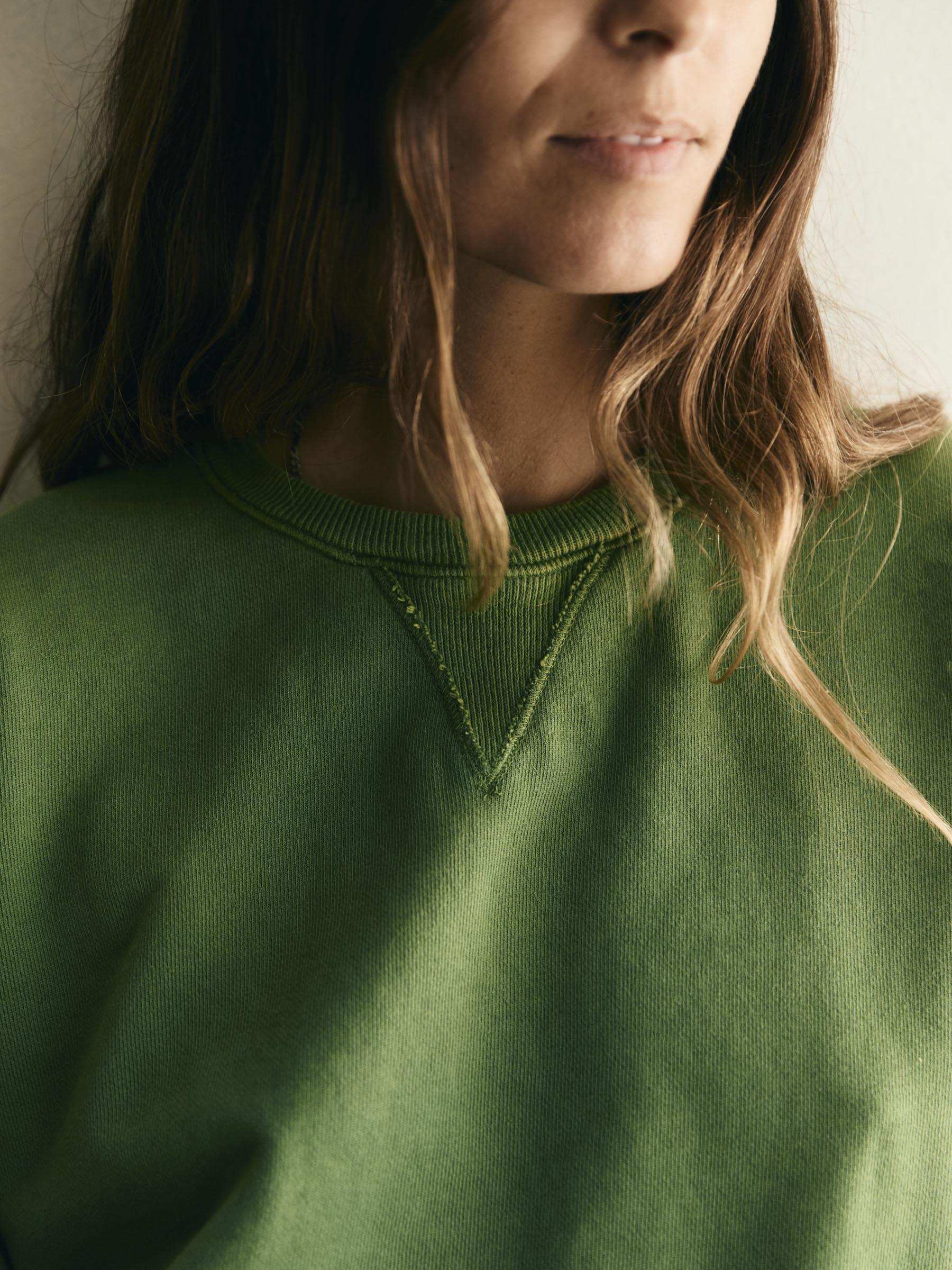 hilts sweatshirt sunfaded green - Image 7