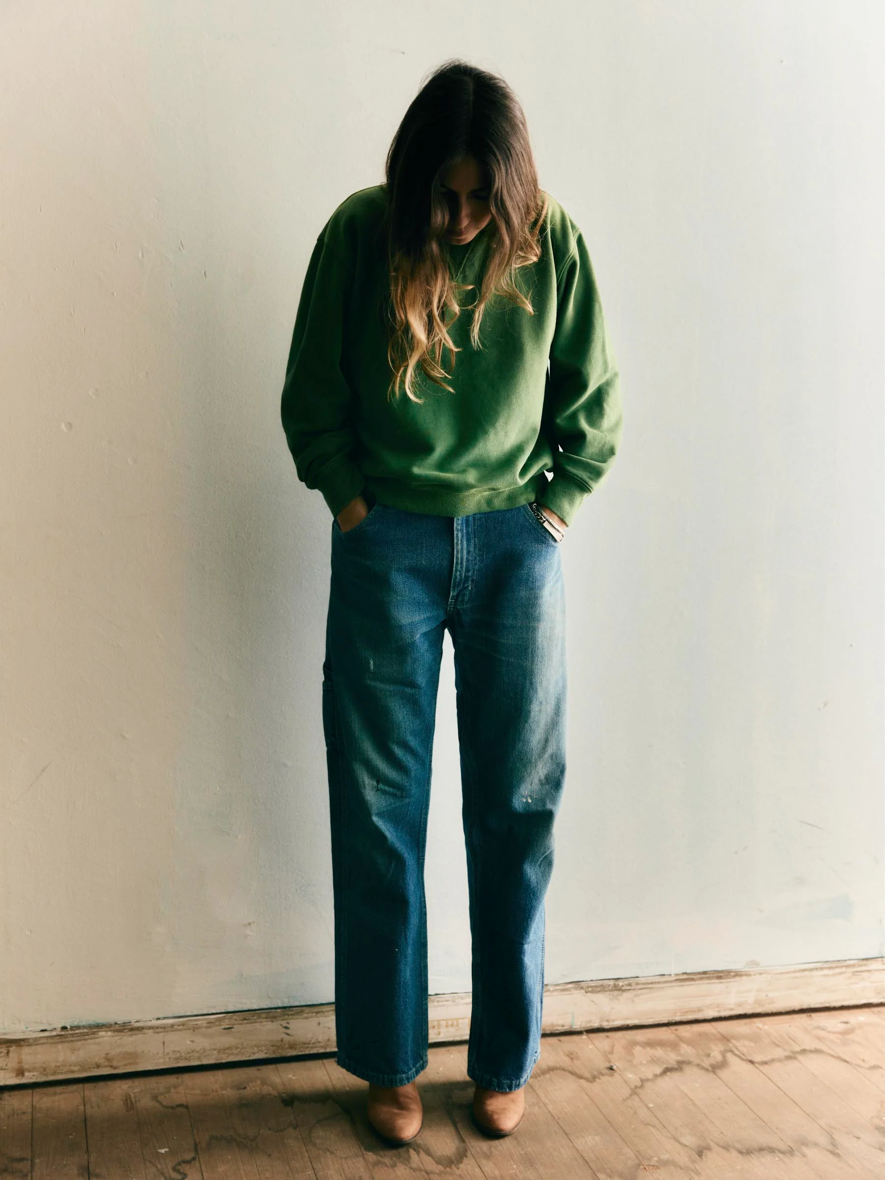 hilts sweatshirt sunfaded green - Image 8