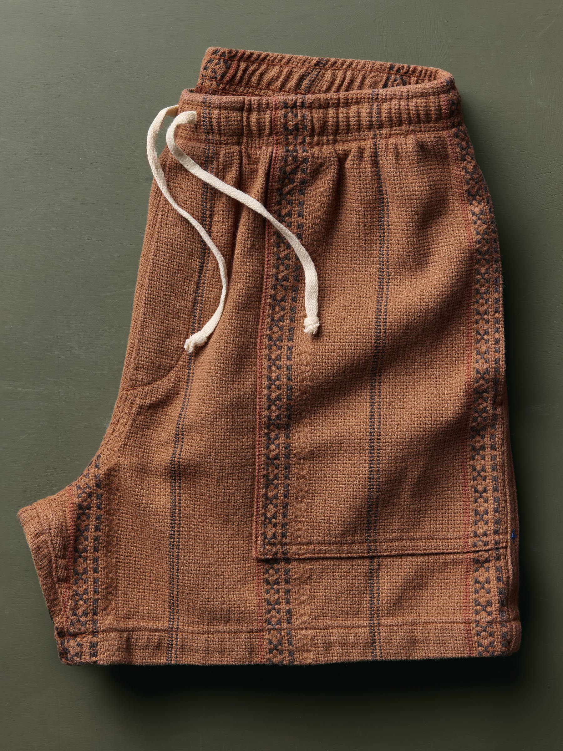 lagos lounge short in brown - Image 4