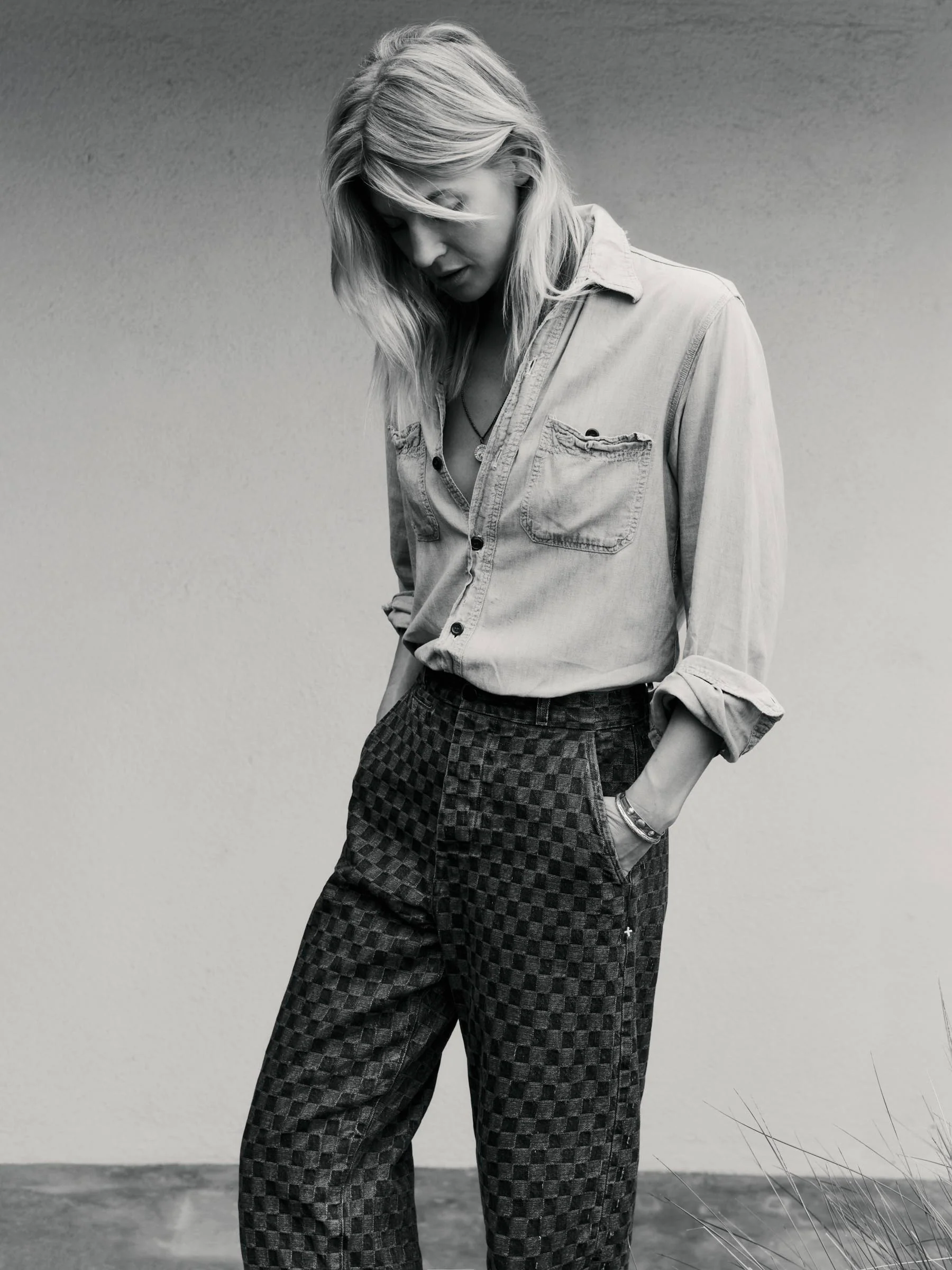 logan washed indigo check - Image 6