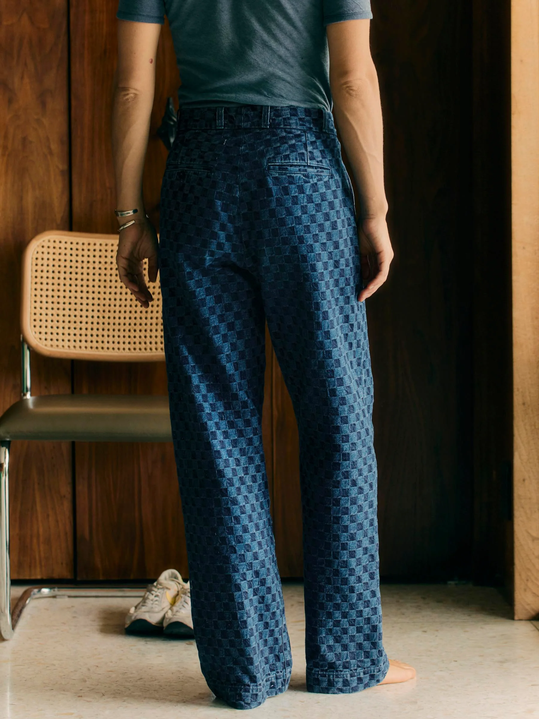 logan washed indigo check - Image 9