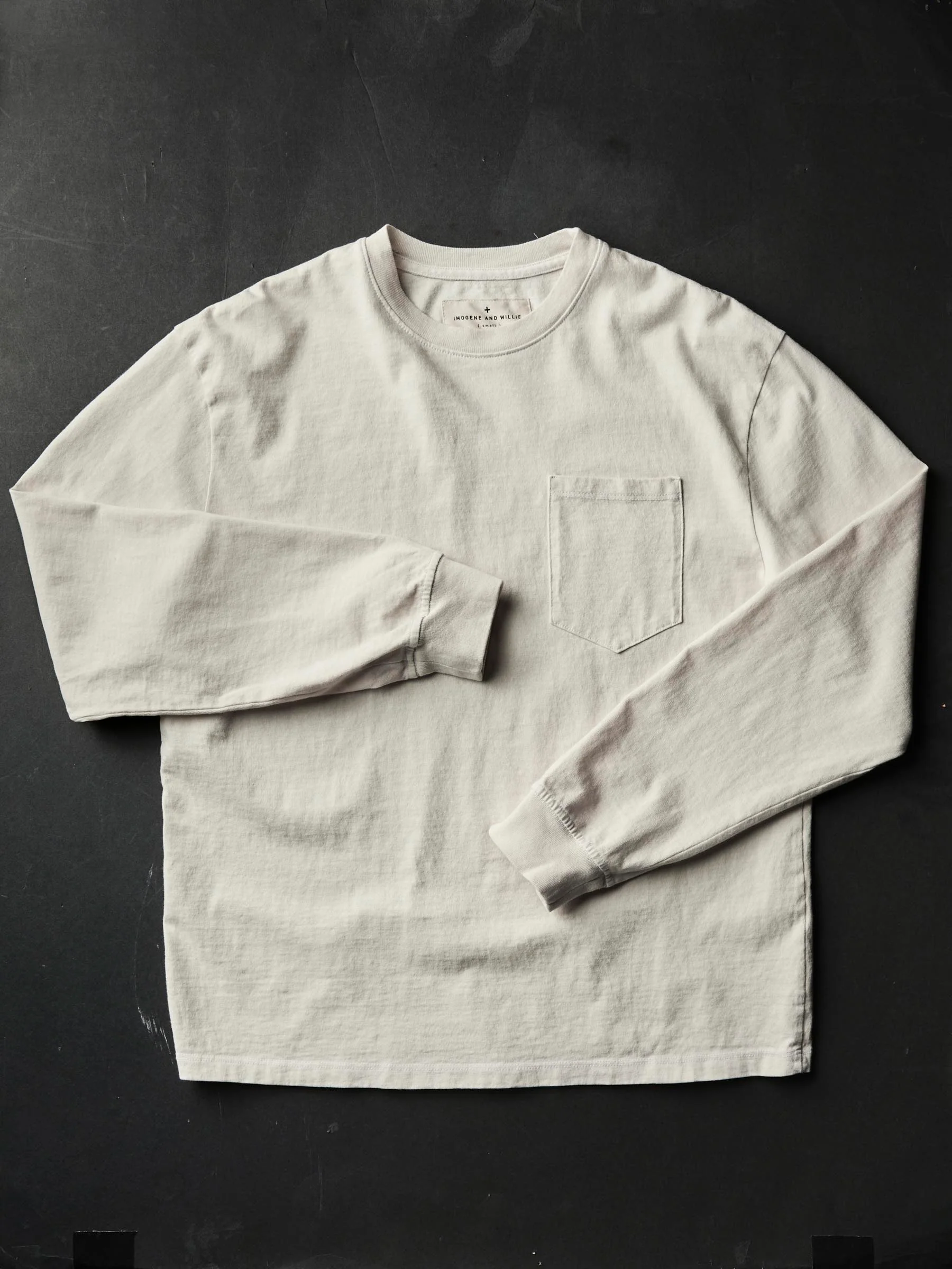 long sleeve pocket tee in vintage white - Image 3