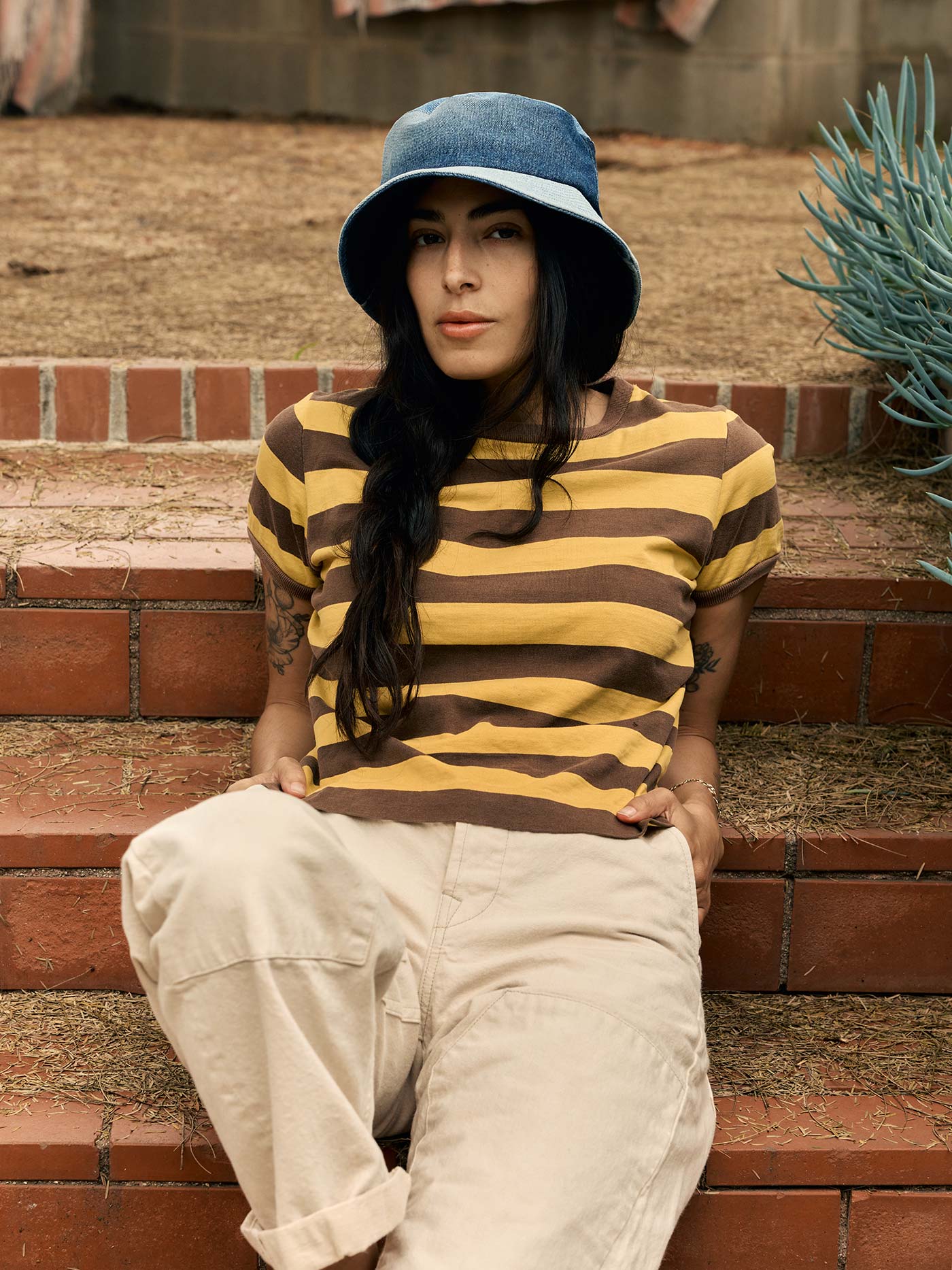 love fades recycled denim bucket hat - Image 4