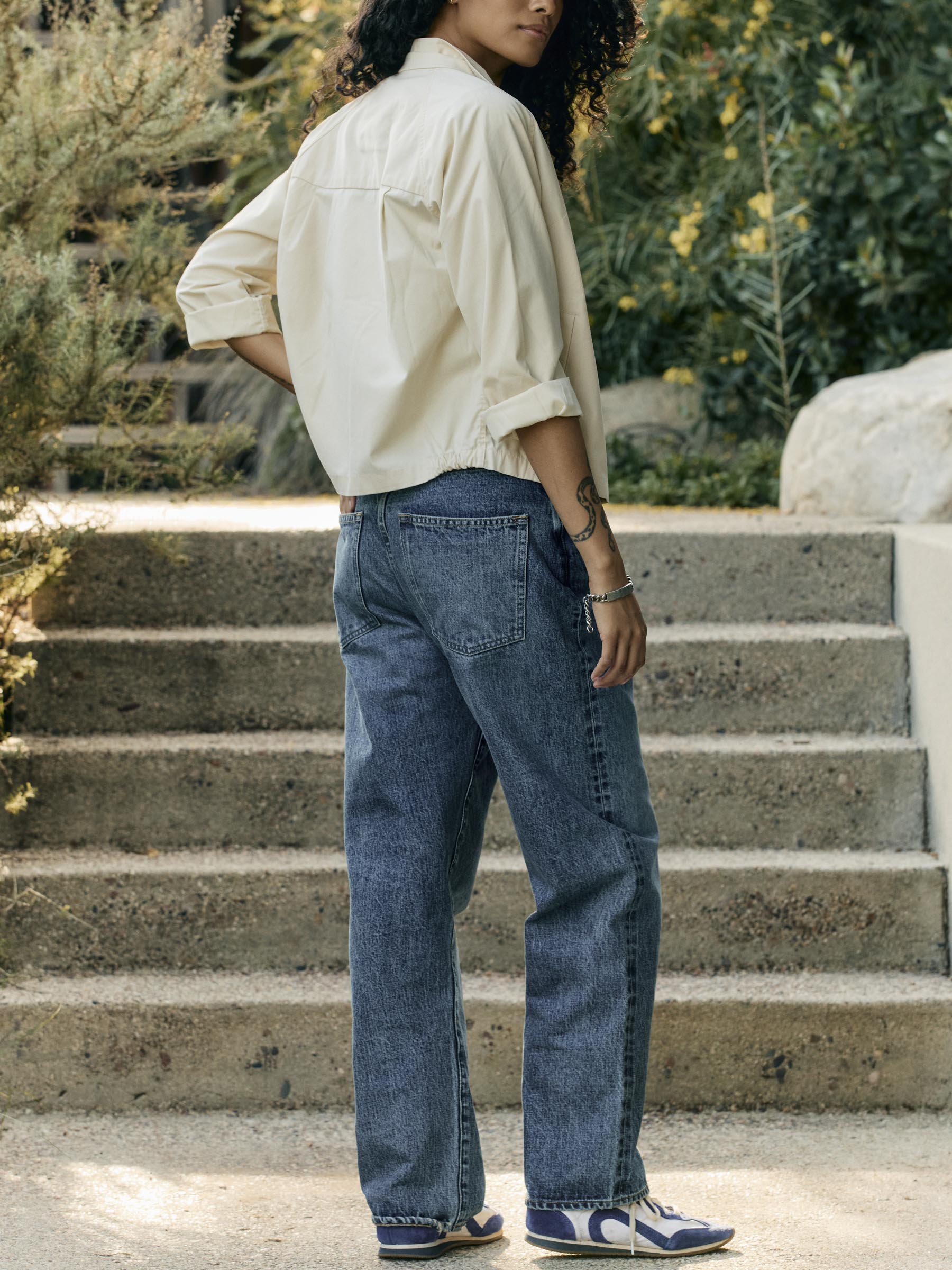 lucie newport - Image 6