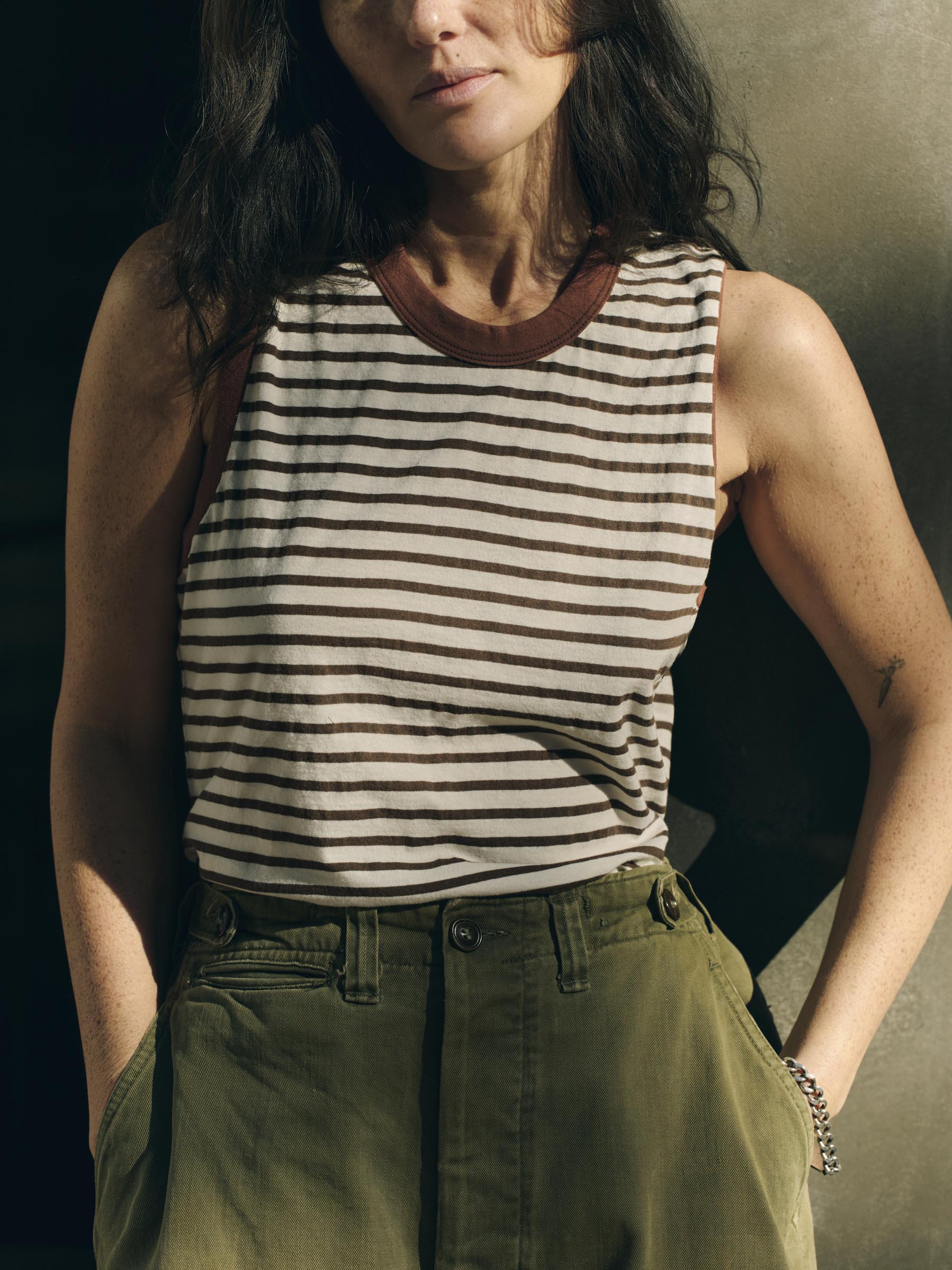 muscle tank in brown stripe - Image 7