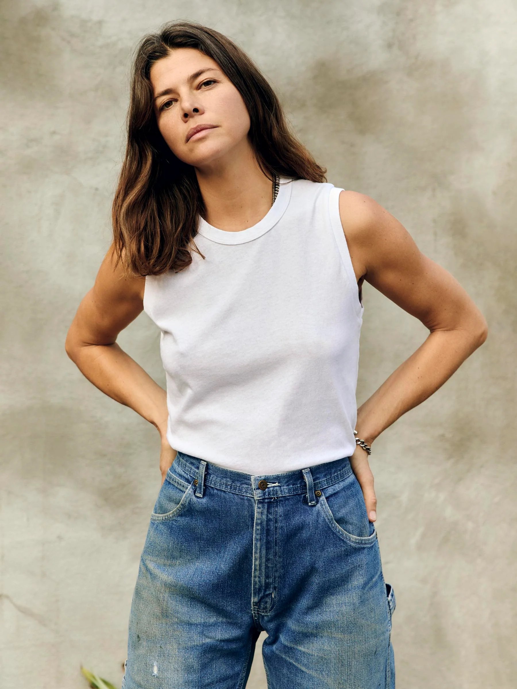 muscle tank in white - Image 3