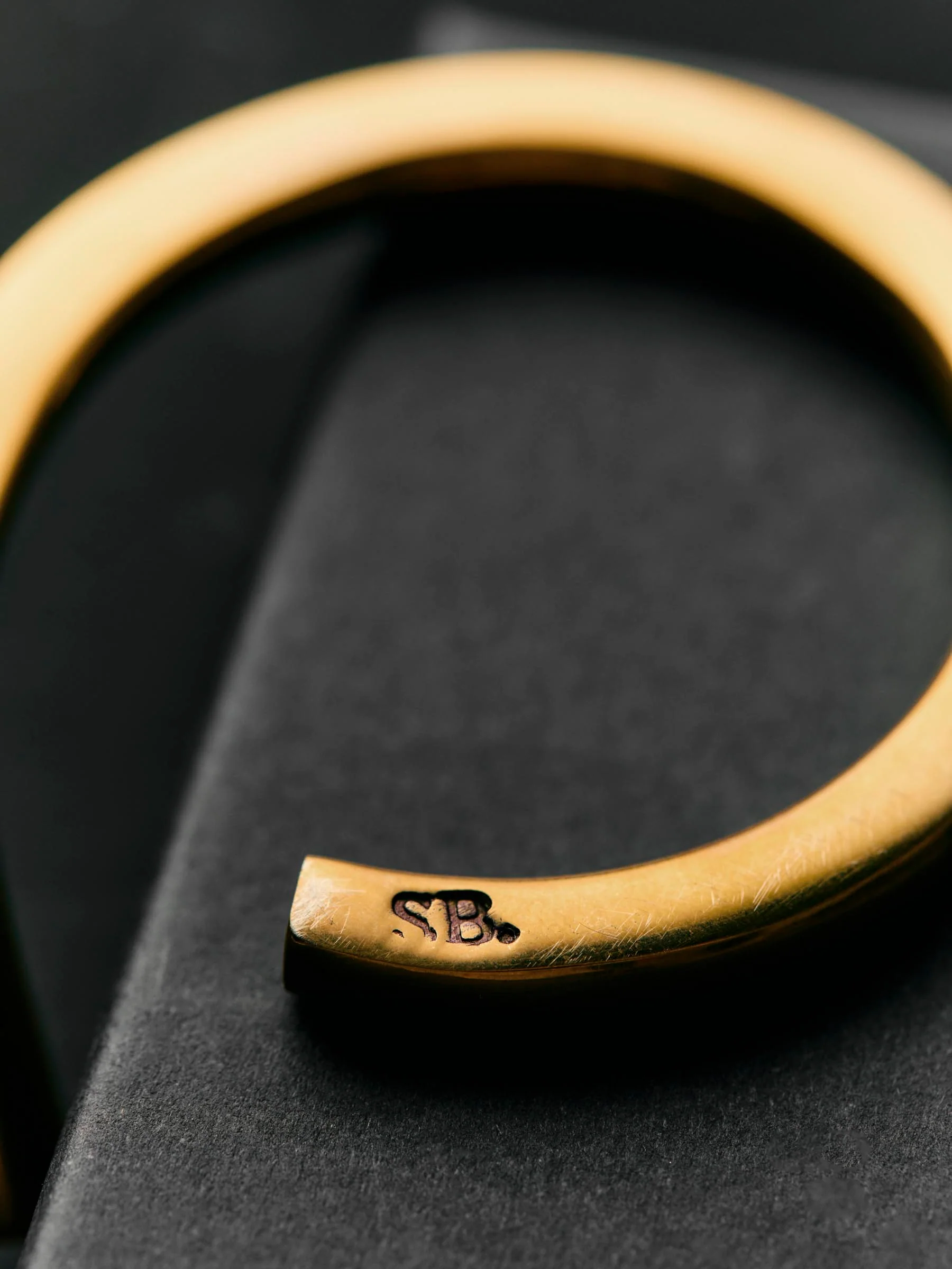 subtle bodies brass incense holder - Image 5