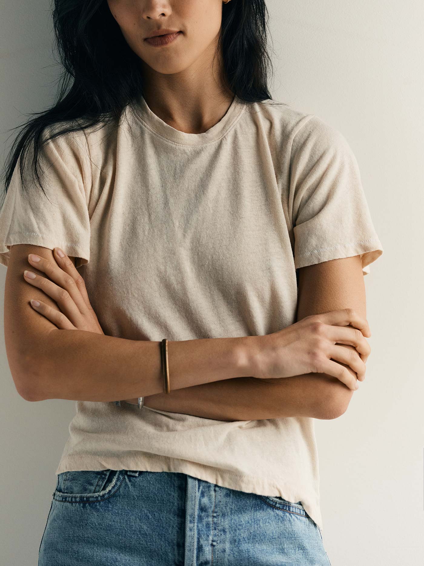 the cotton hemp tee in vintage white - Image 4