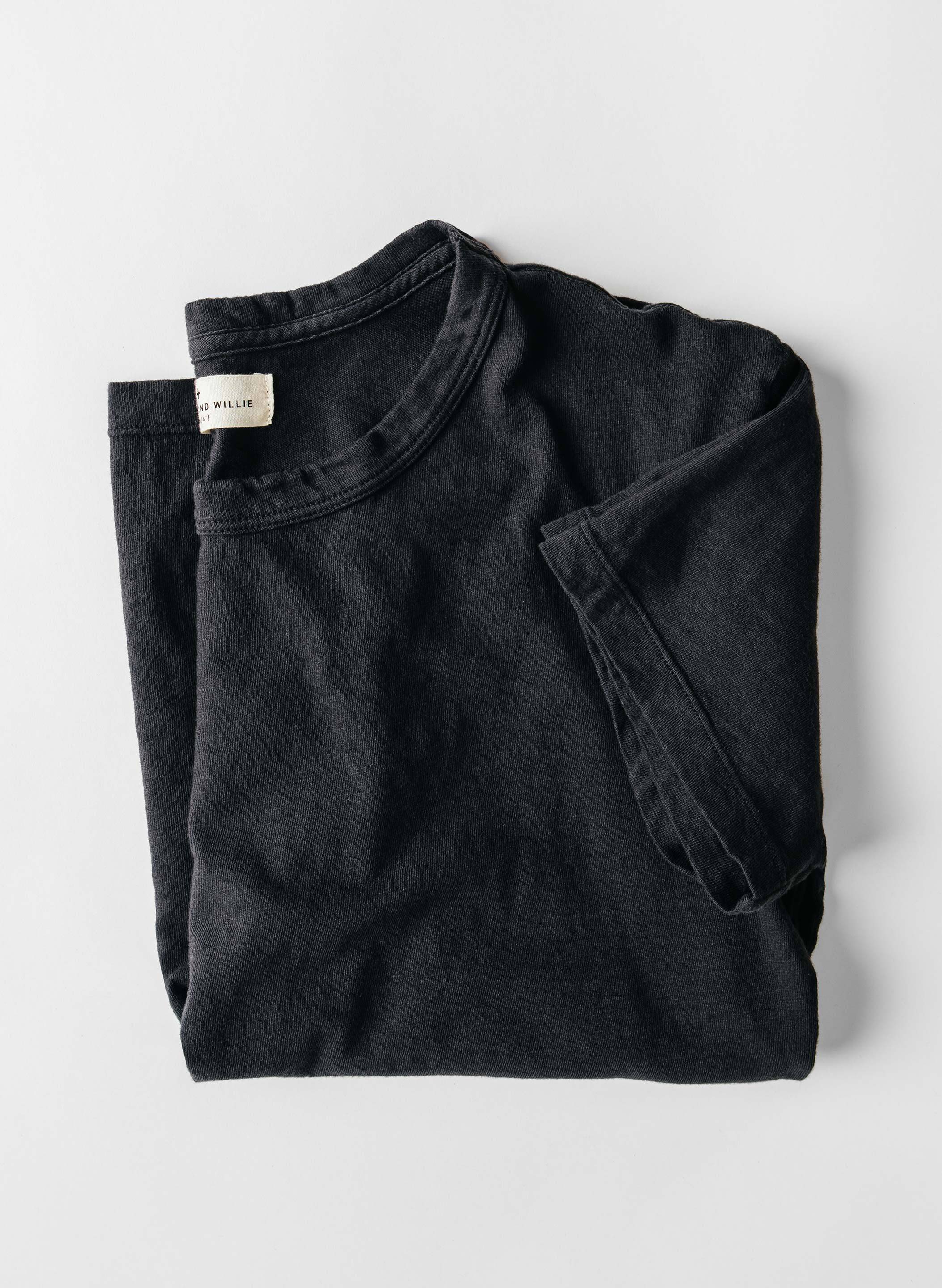 the drop tee in faded black - Image 8