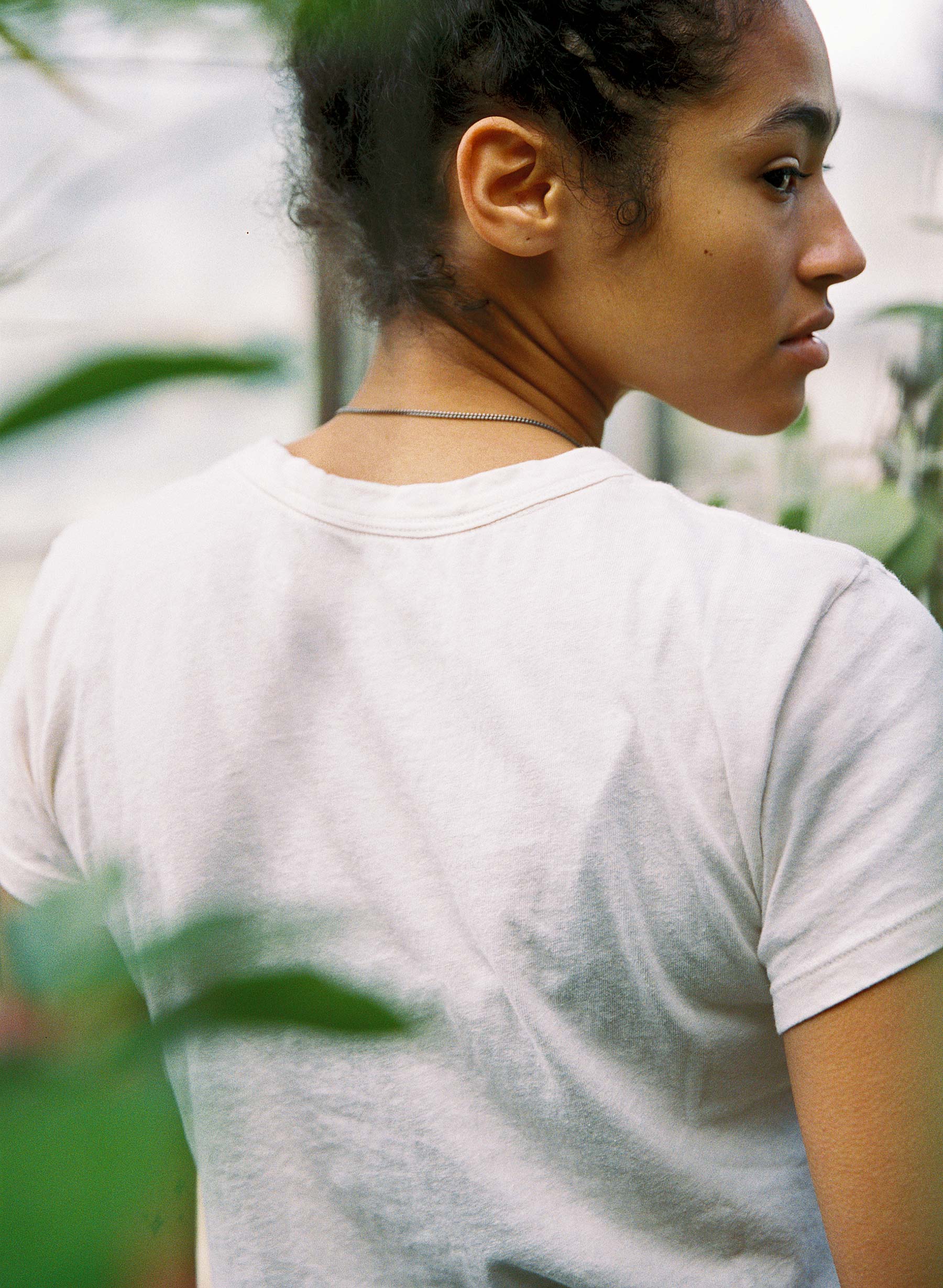 the drop tee in vintage white - Image 4