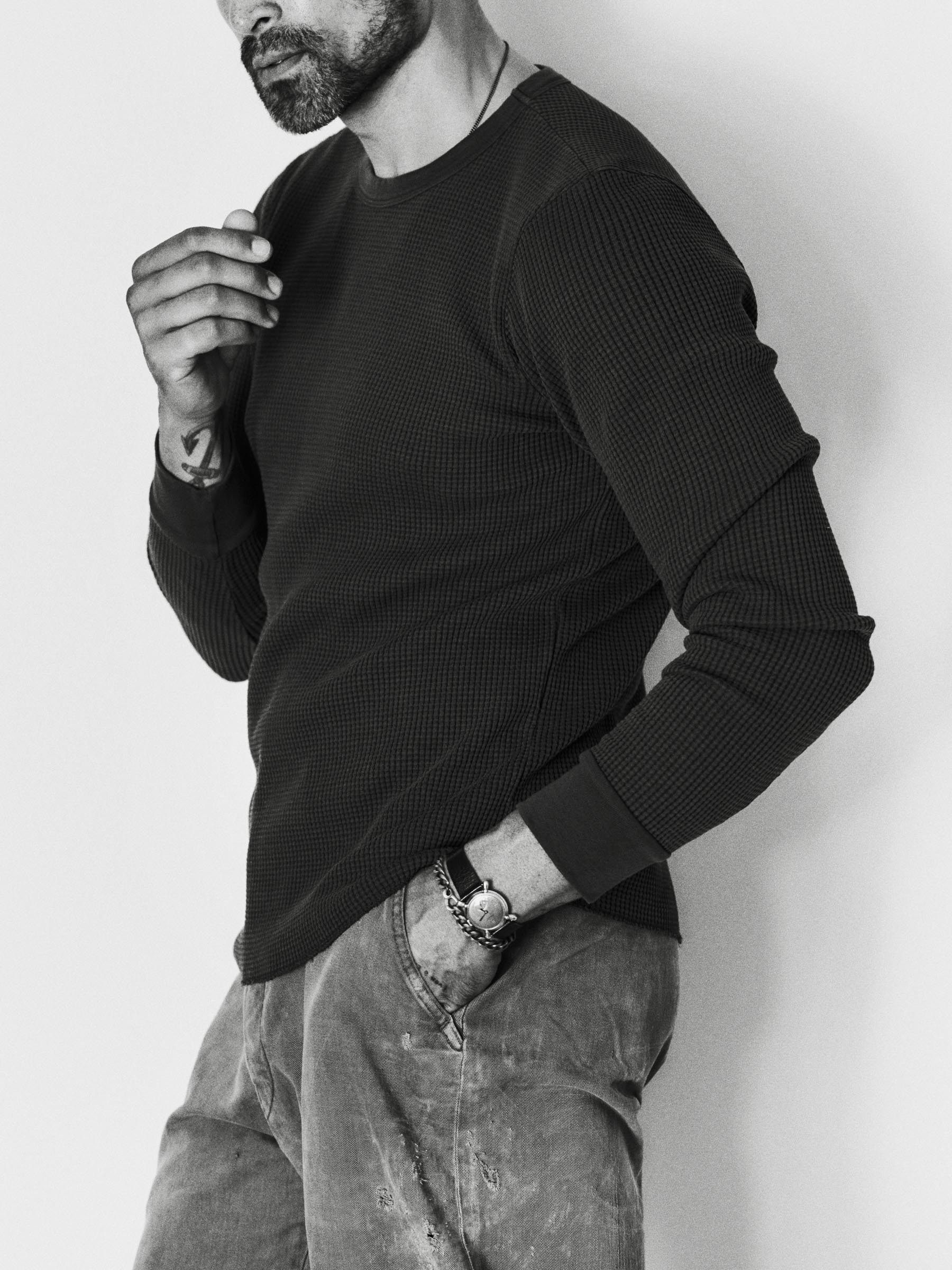 long sleeve thermal crew in faded black - Image 5