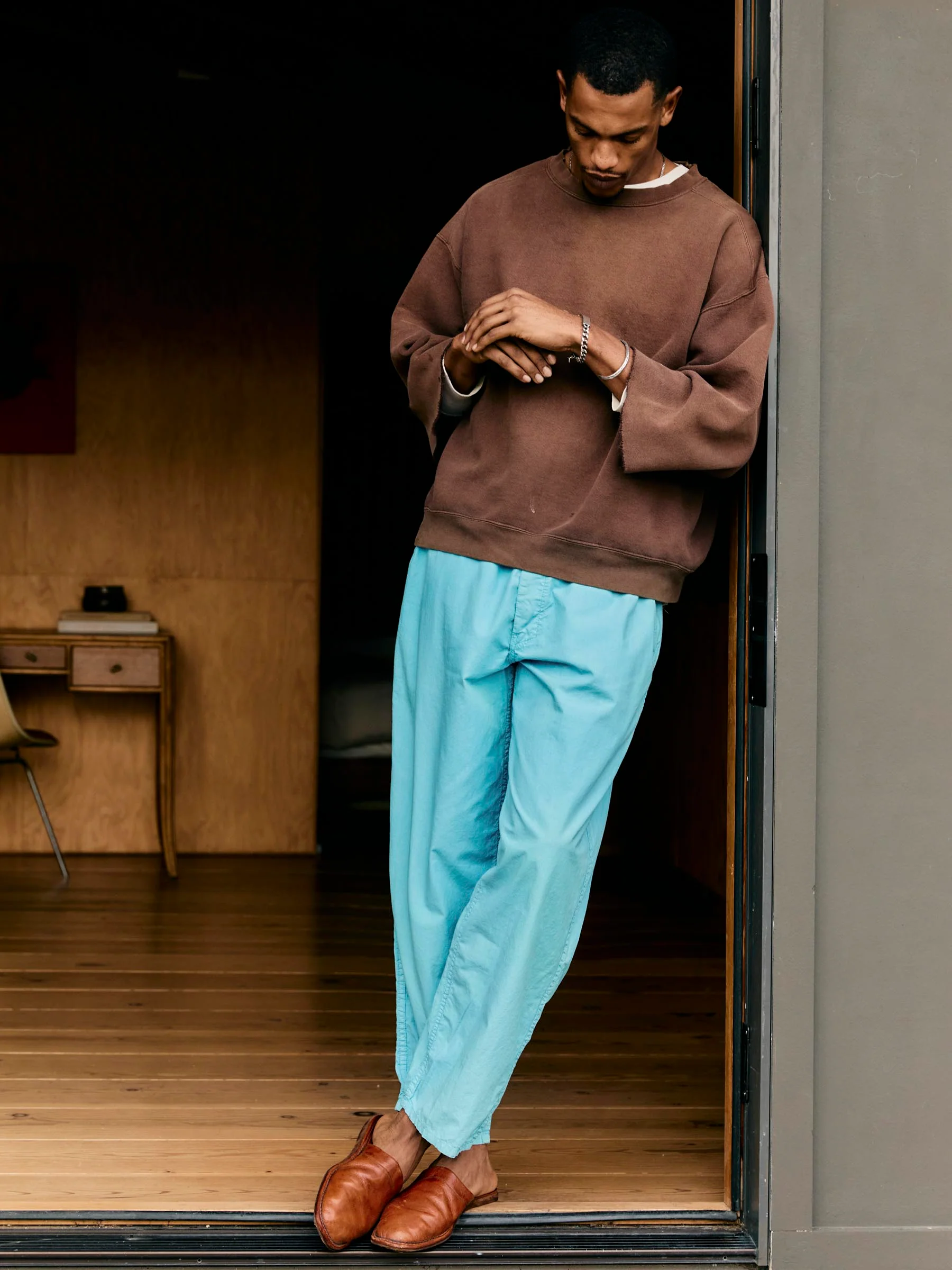 the lounge pant in aqua poplin - Image 3