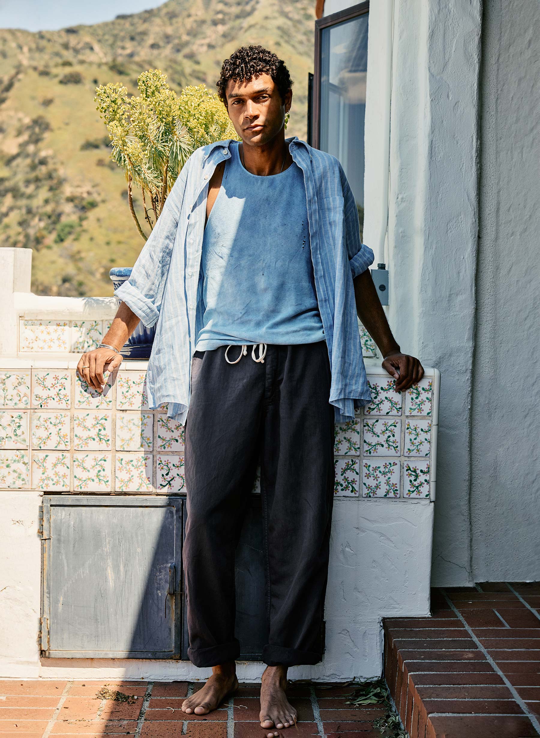 the lounge pant in faded black - Image 6