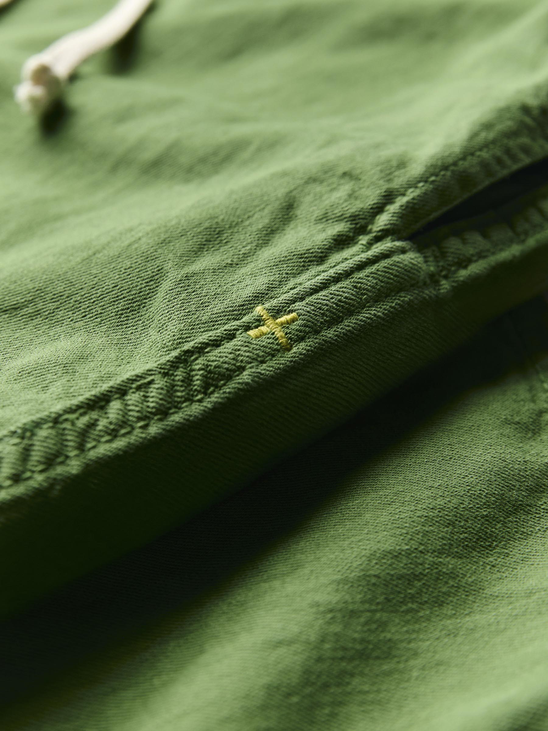 the lounge pant in fern green - Image 8