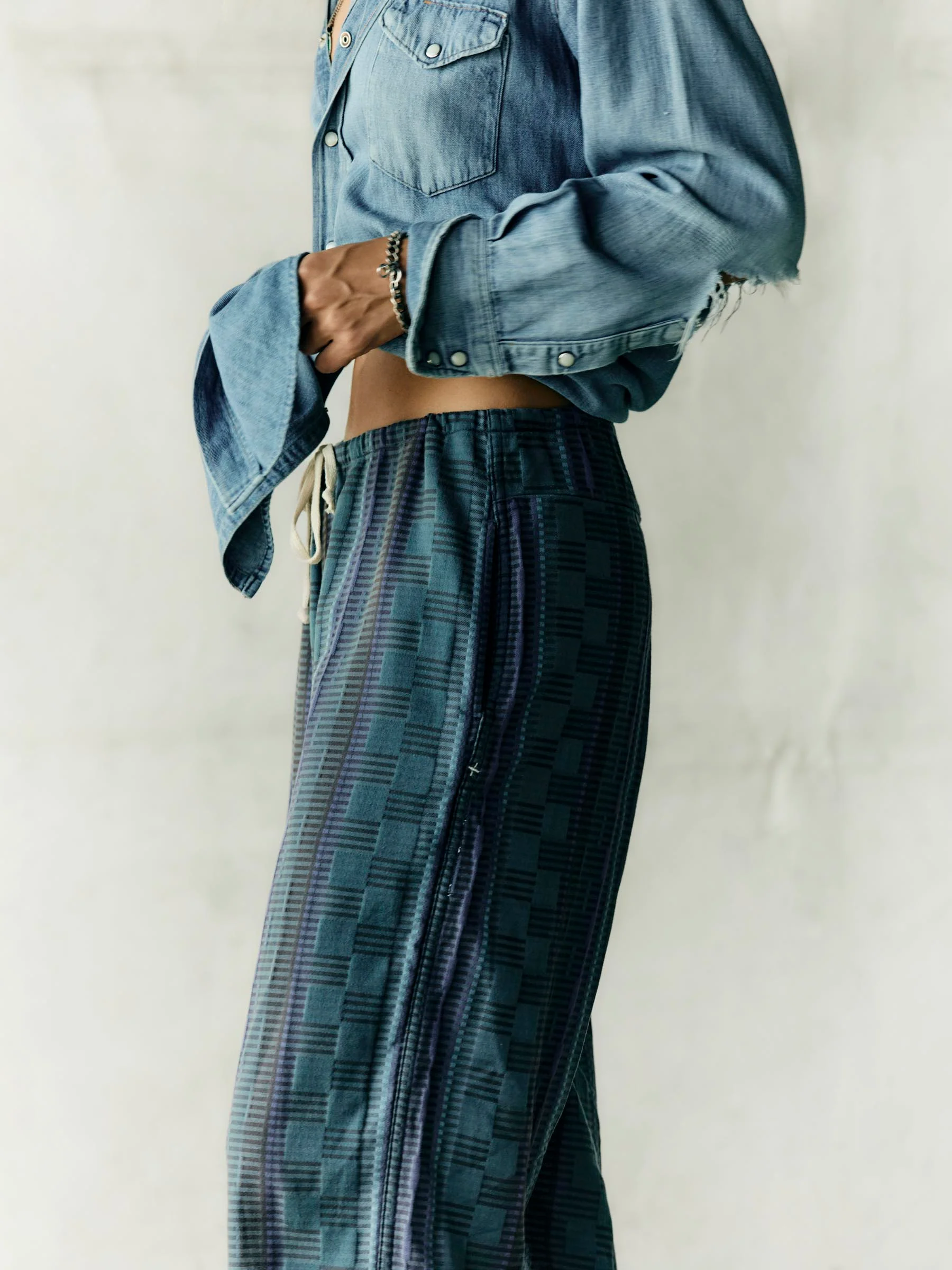 the lounge pant in sonoran jacquard - Image 4