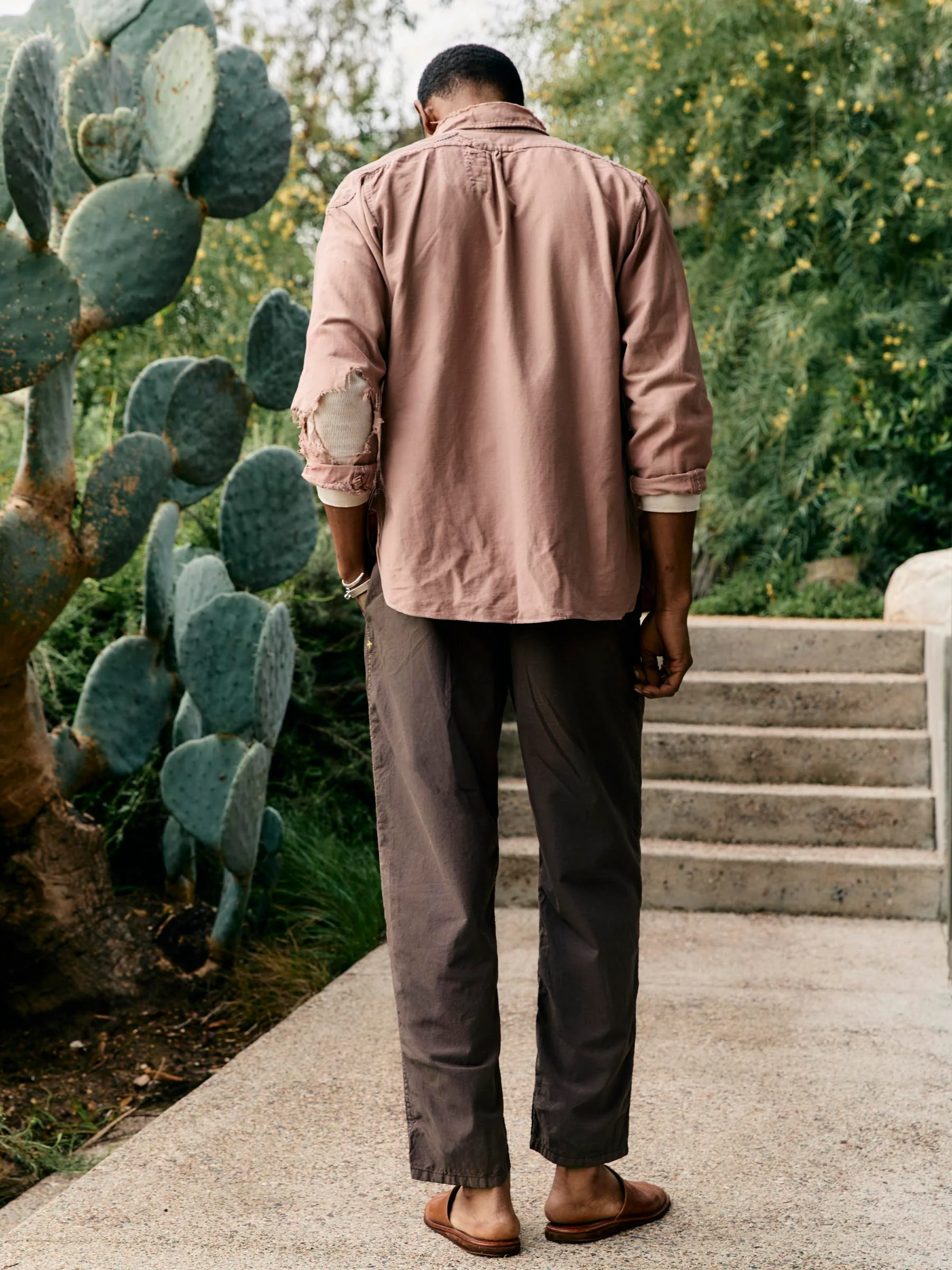 the lounge pant in umber poplin - Image 6