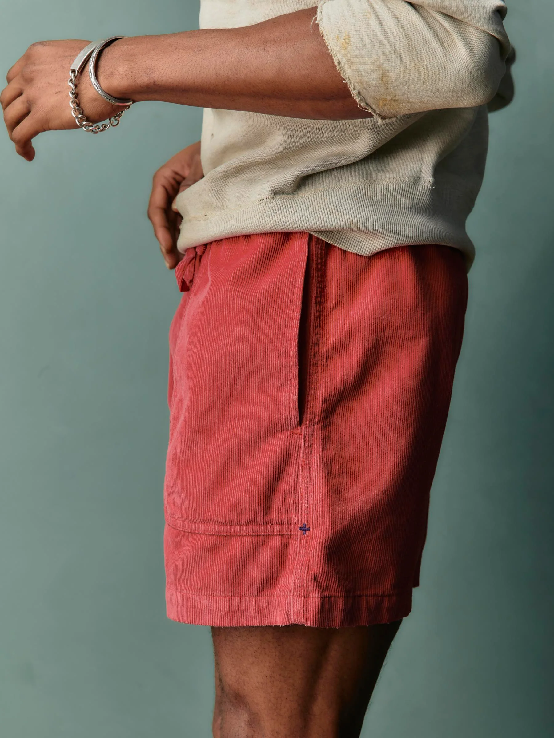 the lounge short in sunfaded red cord - Image 6