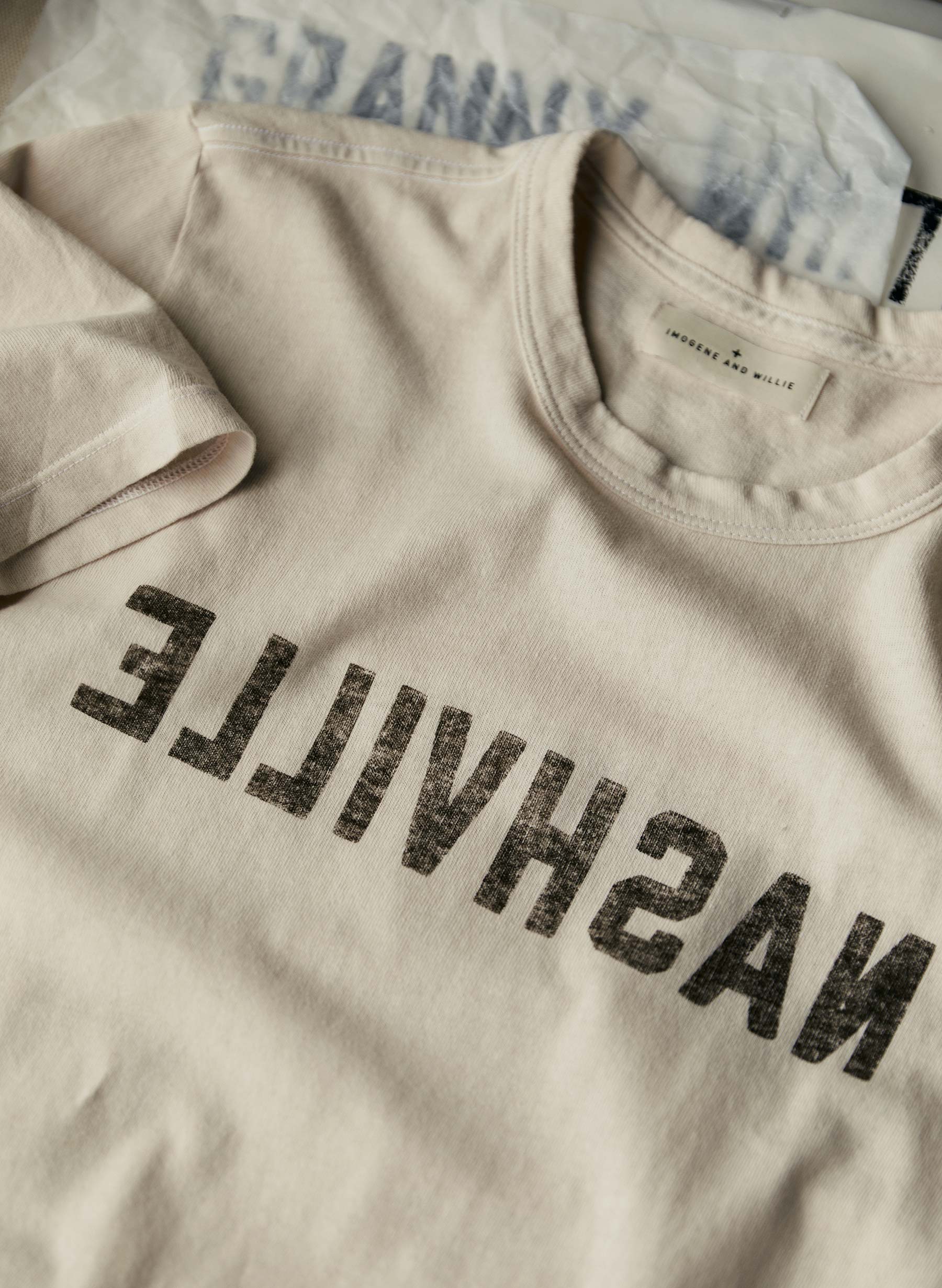 the "nashville" tee in vintage white - Image 4