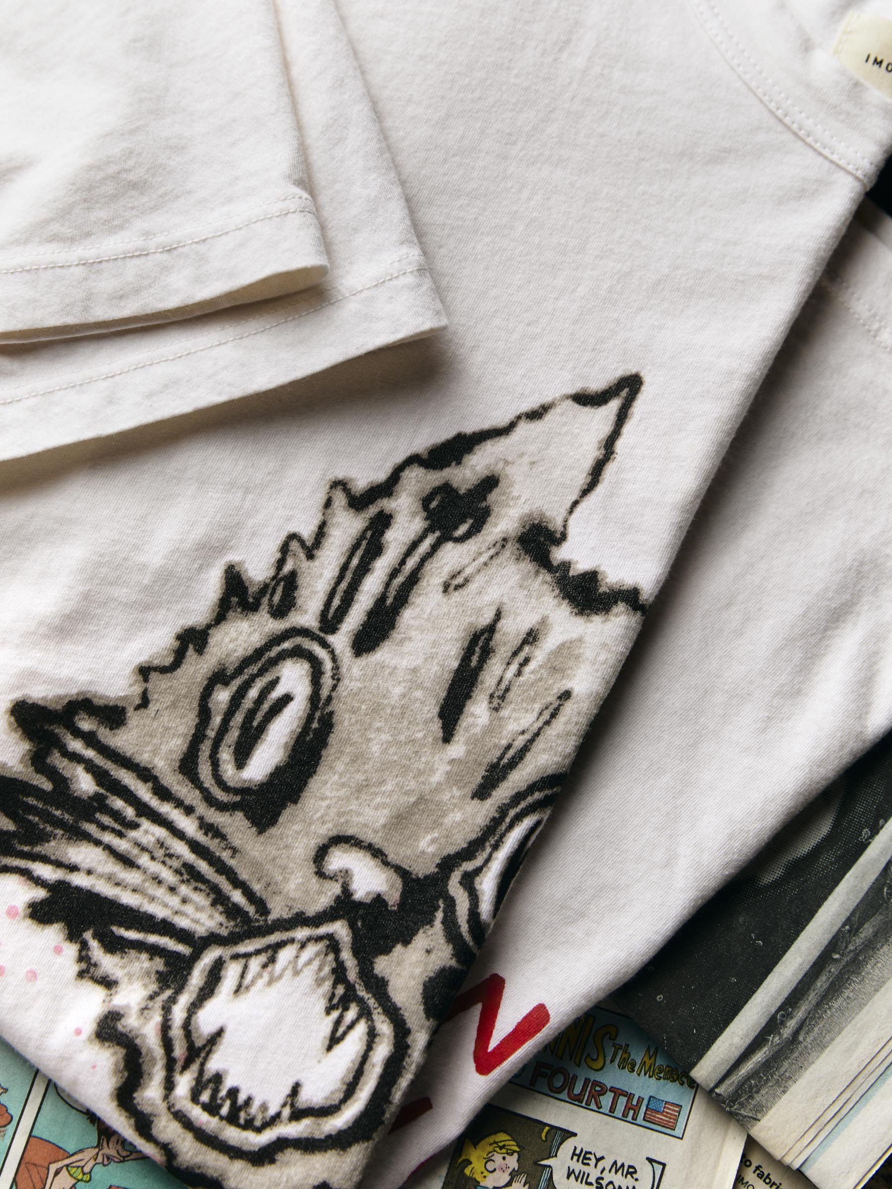 the "no more news" tee - Image 4
