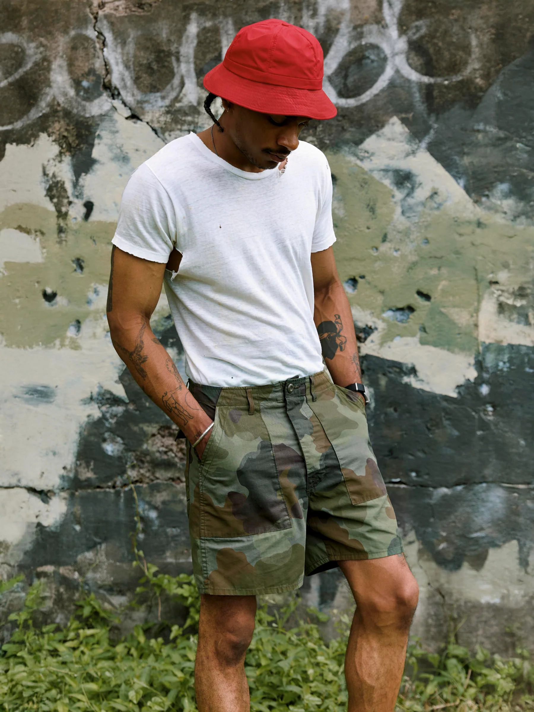the ripstop fatigue short in painted camo - Image 3