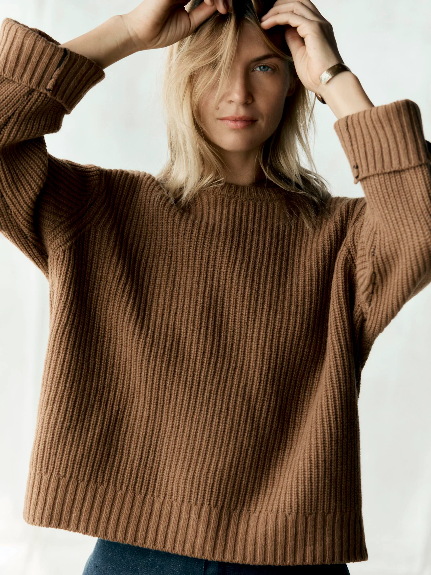 varese wool sweater in brown - Image 4