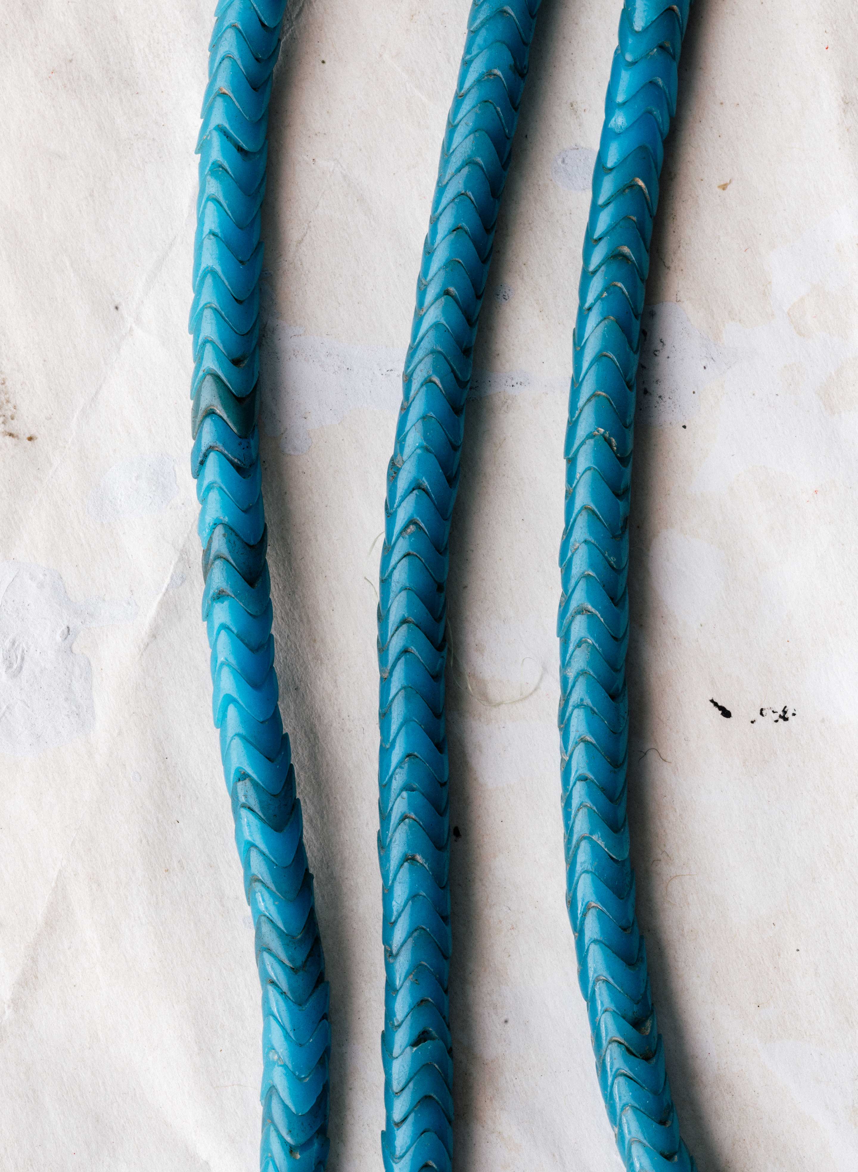 vintage african snake bead necklace in turquoise - Image 3