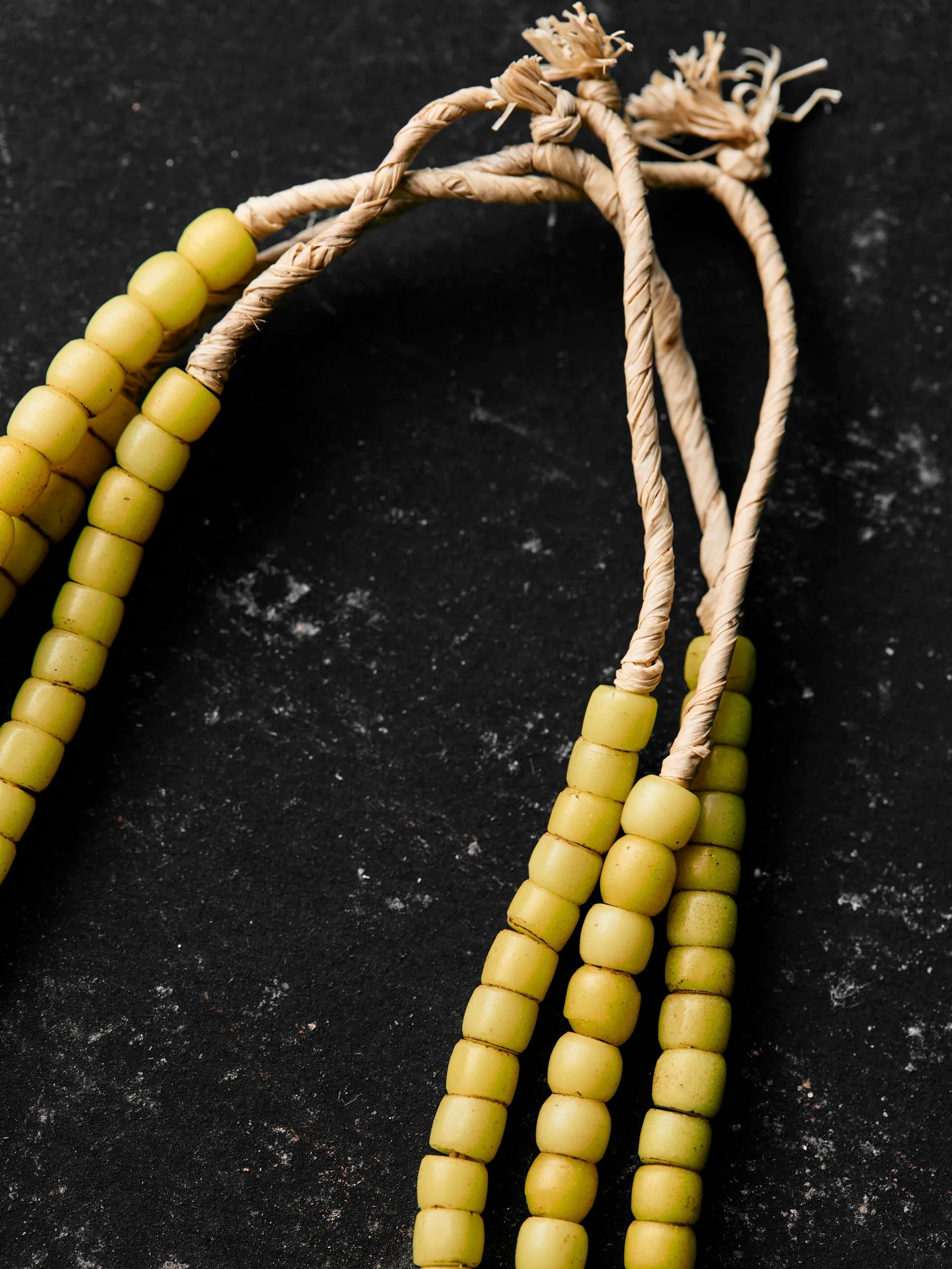 vintage yellow trade bead necklace - Image 3