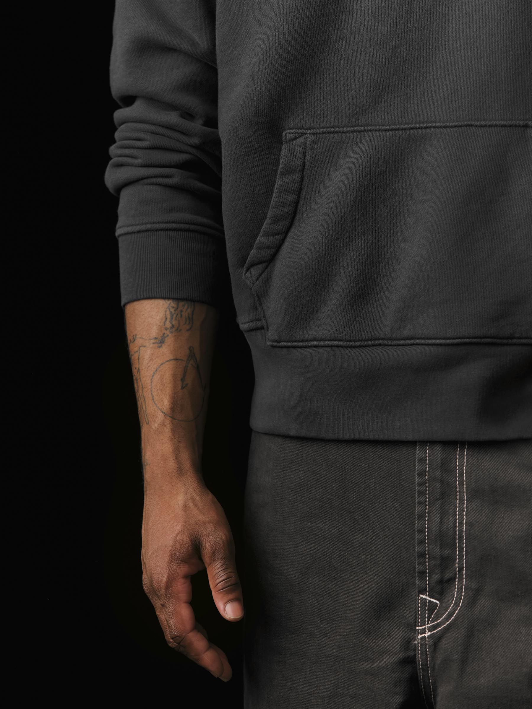 davenport hoodie in faded black - Image 6